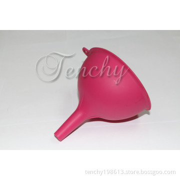 The silicone funnel